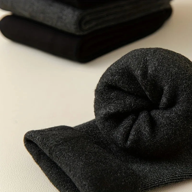 Men's fashion warm thickened padded comfortable casual socks, men's outdoor winter wear must have