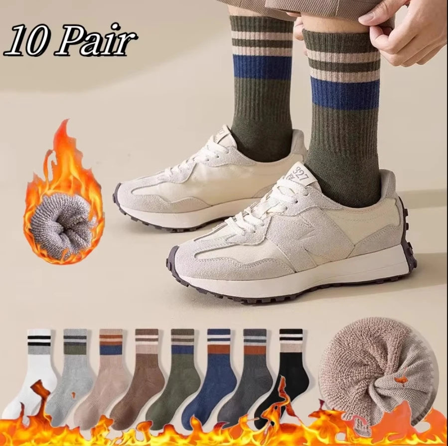 Men's fashion warm thickened padded comfortable casual socks, men's outdoor winter wear must have