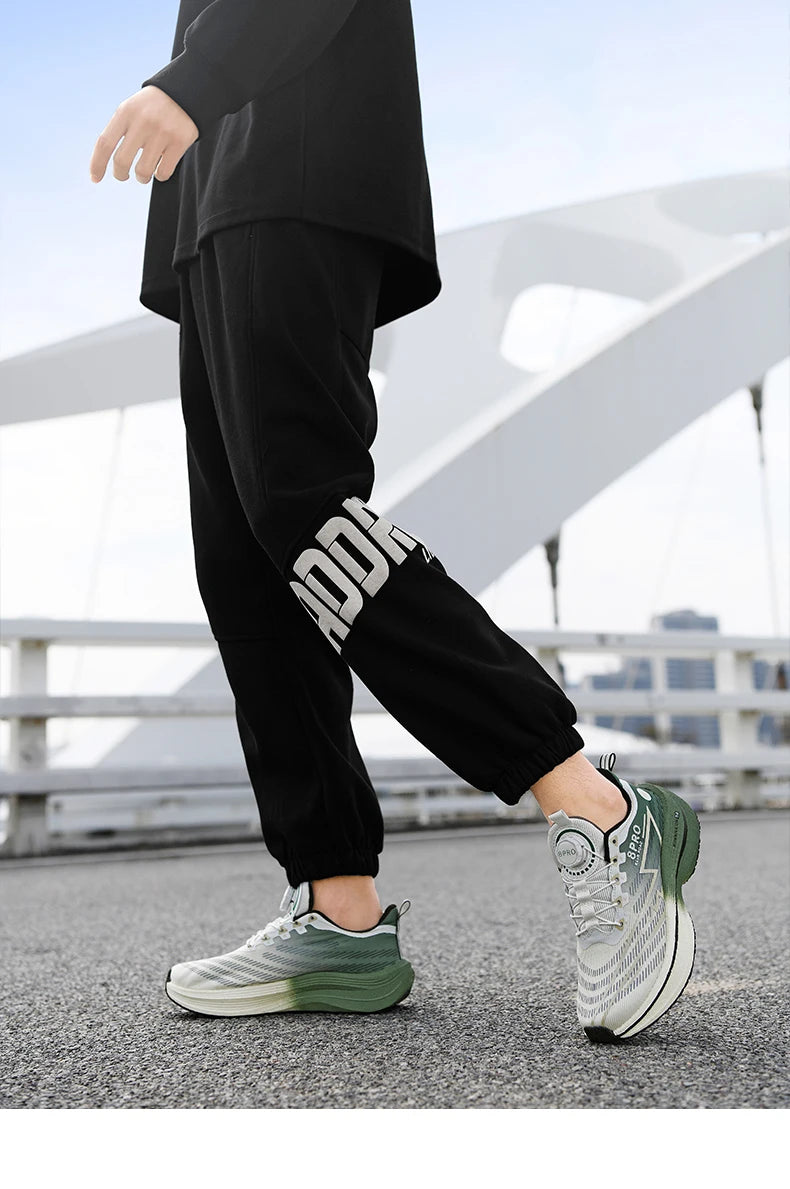 NEW Men Sports Running Shoes Off Marathon Breathable Light Comfortable Women Athletic Sneakers Race Jogging Tenis Air Cushion