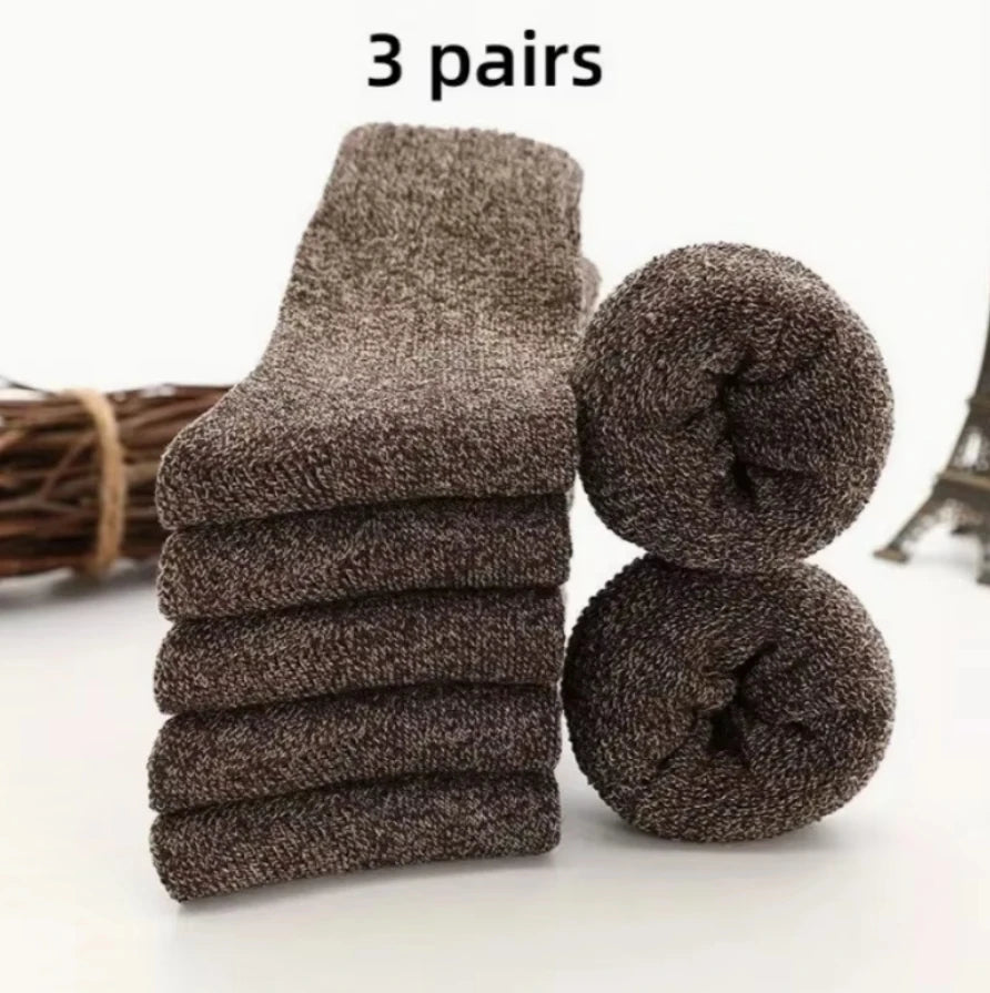 Men's fashion warm thickened padded comfortable casual socks, men's outdoor winter wear must have