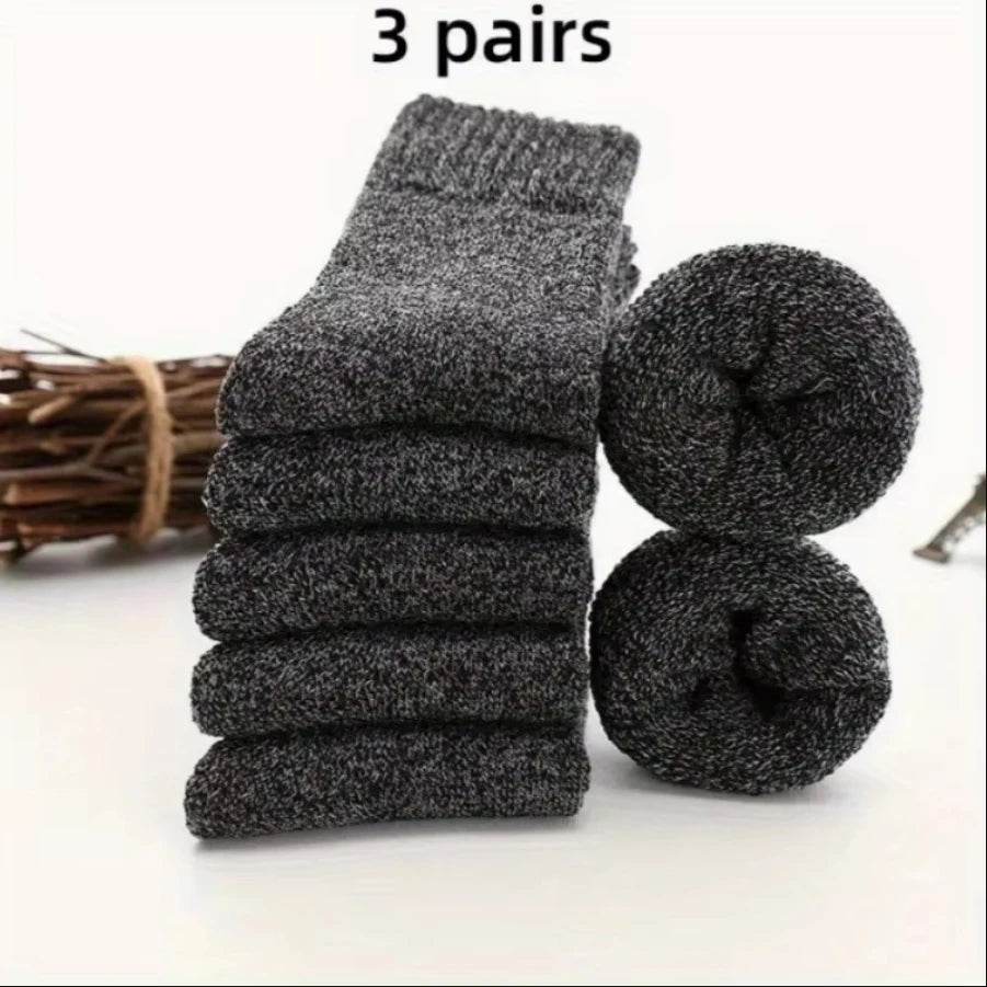 Men's fashion warm thickened padded comfortable casual socks, men's outdoor winter wear must have